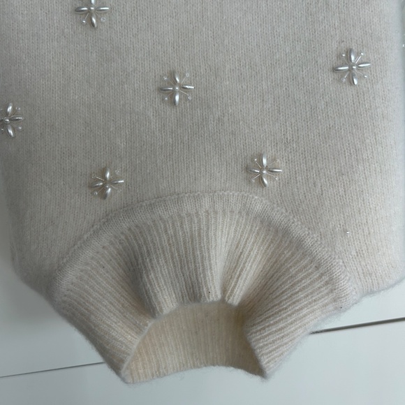 Beautiful Turtle neck Sweater (just back from cleaners) vintage - Picture 2 of 6